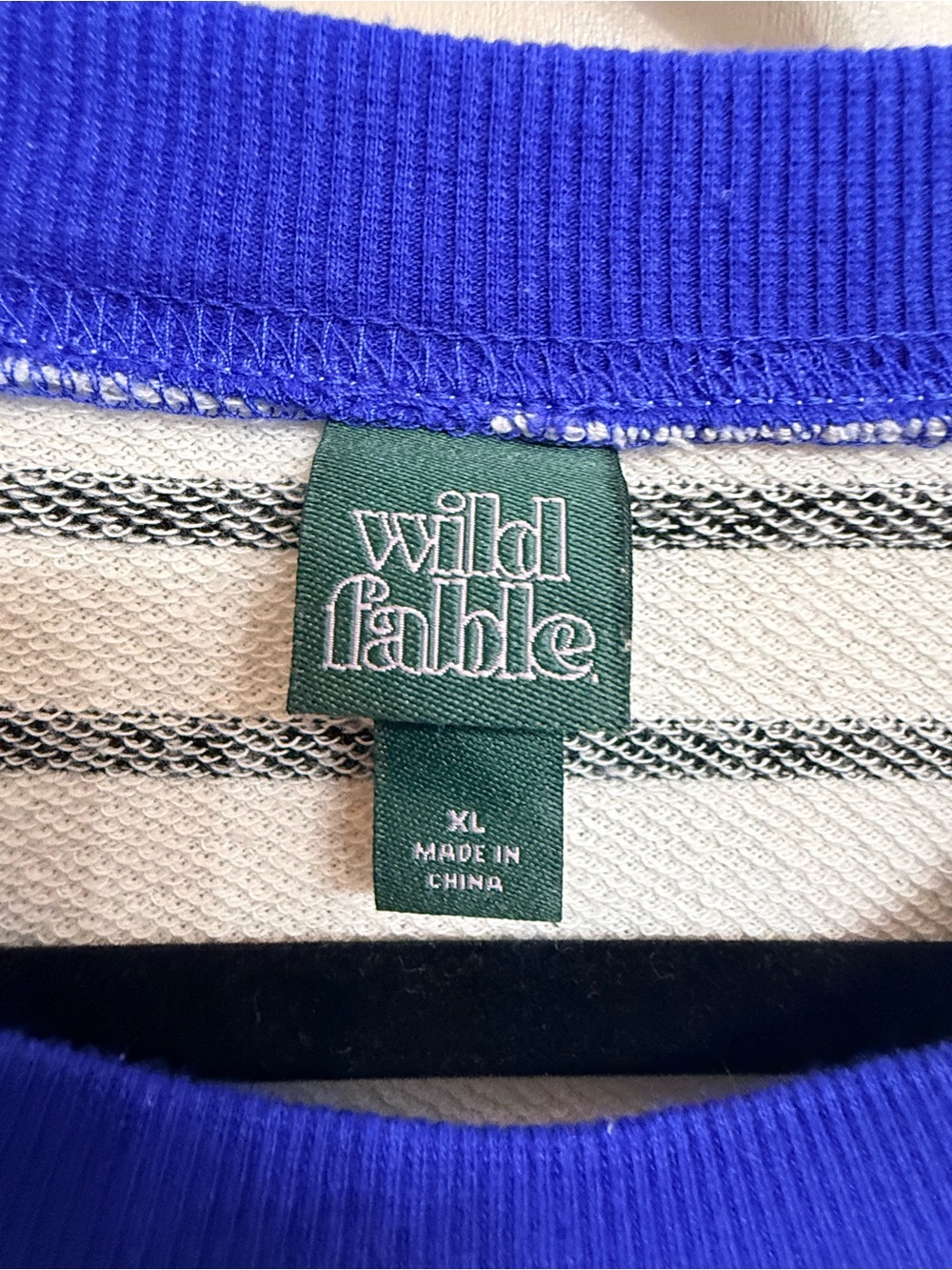 wild fable White and Black Striped Cropped with Royal Blue Collar - Picture 6 of 7